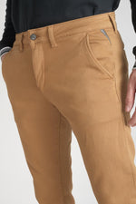 Cargar imagen en el visor de la galería, -Pantalón Chino Jogg KURT Latte
