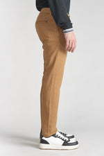 Cargar imagen en el visor de la galería, -Pantalón Chino Jogg KURT Latte

