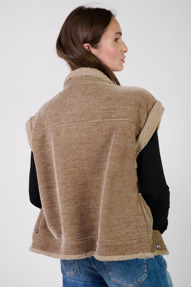 -Chaleco FUJI Tan