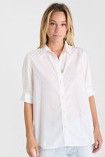 Cargar imagen en el visor de la galería, Camisa MIRABEL White
