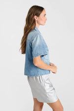 Cargar imagen en el visor de la galería, Camisa Vaquera MONA
