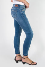 Cargar imagen en el visor de la galería, Jeans DIONNE Pulp Slim W9141

