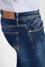 Cargar imagen en el visor de la galería, Jeans Regular 812 W1529
