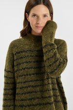 Cargar imagen en el visor de la galería, -Jersey AUGUST Olive
