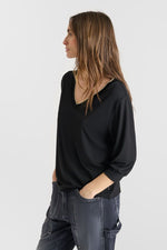 Cargar imagen en el visor de la galería, -Camiseta TICKA Black

