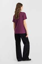 Cargar imagen en el visor de la galería, -Camiseta VAIA Wine
