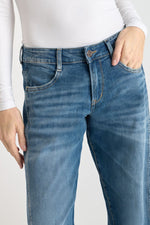 Cargar imagen en el visor de la galería, -Jeans Flare LAURYN ILL WSS233
