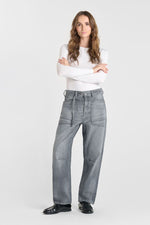 Cargar imagen en el visor de la galería, -Jeans MADIE  Grey W6198

