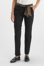 Cargar imagen en el visor de la galería, -Pantalón Chino KRISTIN Black
