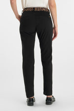 Cargar imagen en el visor de la galería, -Pantalón Chino KRISTIN Black
