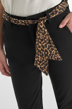 Cargar imagen en el visor de la galería, -Pantalón Chino KRISTIN Black

