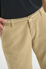 Cargar imagen en el visor de la galería, -Pantalón TAHIS Chino Ancho Beige
