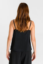 Cargar imagen en el visor de la galería, Top GRACE Black
