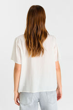 Cargar imagen en el visor de la galería, Blusa LIAM White
