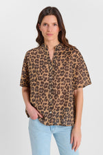 Cargar imagen en el visor de la galería, Camisa MELLY Tanin
