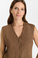 Cargar imagen en el visor de la galería, Chaleco TONYA Toffee
