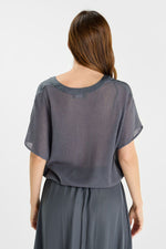 Cargar imagen en el visor de la galería, Blusa YORA Asphalt
