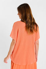 Cargar imagen en el visor de la galería, Blusa YORA Flamingo
