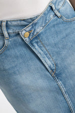 Cargar imagen en el visor de la galería, Falda Vaquera ERYKHA Azul
