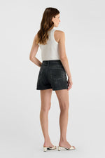 Cargar imagen en el visor de la galería, Pantalón Corto FANNI Black W1672
