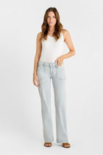 Cargar imagen en el visor de la galería, Jeans Flare JILL W6251
