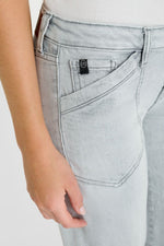 Cargar imagen en el visor de la galería, Jeans Flare JILL W6251
