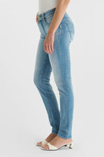 Cargar imagen en el visor de la galería, Jeans KIELO Slim W1539
