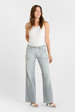 Cargar imagen en el visor de la galería, Jeans LAURYN LUMI Grey W5238
