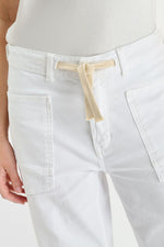 Cargar imagen en el visor de la galería, Jeans MADIE White
