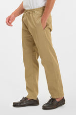 Cargar imagen en el visor de la galería, Pantalón MILAK LIGHT Croissan
