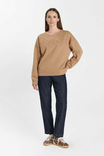 Cargar imagen en el visor de la galería, -Sudadera LACET Camel
