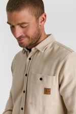 Cargar imagen en el visor de la galería, -Camisa REJU Camel
