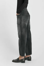 Cargar imagen en el visor de la galería, -Jeans MADIE  Black W1726
