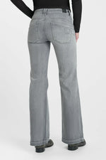 Cargar imagen en el visor de la galería, -Jeans Flare URSI W1709
