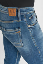 Cargar imagen en el visor de la galería, -Jeans Adjusted  711 W2217
