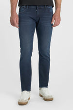 Cargar imagen en el visor de la galería, -Jeans Adjusted Jogg 711 W2221
