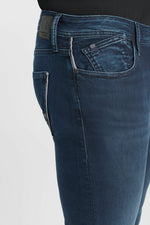Cargar imagen en el visor de la galería, -Jeans Adjusted Jogg 711 W2221

