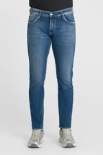 Cargar imagen en el visor de la galería, -Jeans Adjusted Jogg 711 W5245
