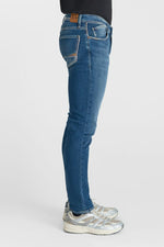 Cargar imagen en el visor de la galería, -Jeans Adjusted Jogg 711 W5245
