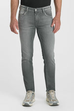 Cargar imagen en el visor de la galería, -Jeans Adjusted Jogg 711 W5258
