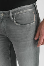 Cargar imagen en el visor de la galería, -Jeans Adjusted Jogg 711 W5258
