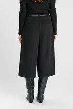 Cargar imagen en el visor de la galería, -Pantalón FELIPA Black
