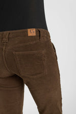 Cargar imagen en el visor de la galería, -Pantalón FLARE VELVET Bear
