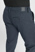 Cargar imagen en el visor de la galería, -Pantalón KYLE Chino Jogg Eclipse
