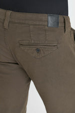 Cargar imagen en el visor de la galería, -Pantalón Chino Jogg Chocolatte
